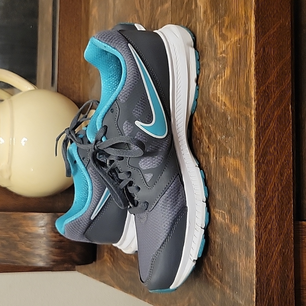Nike Athletic shoes 9
